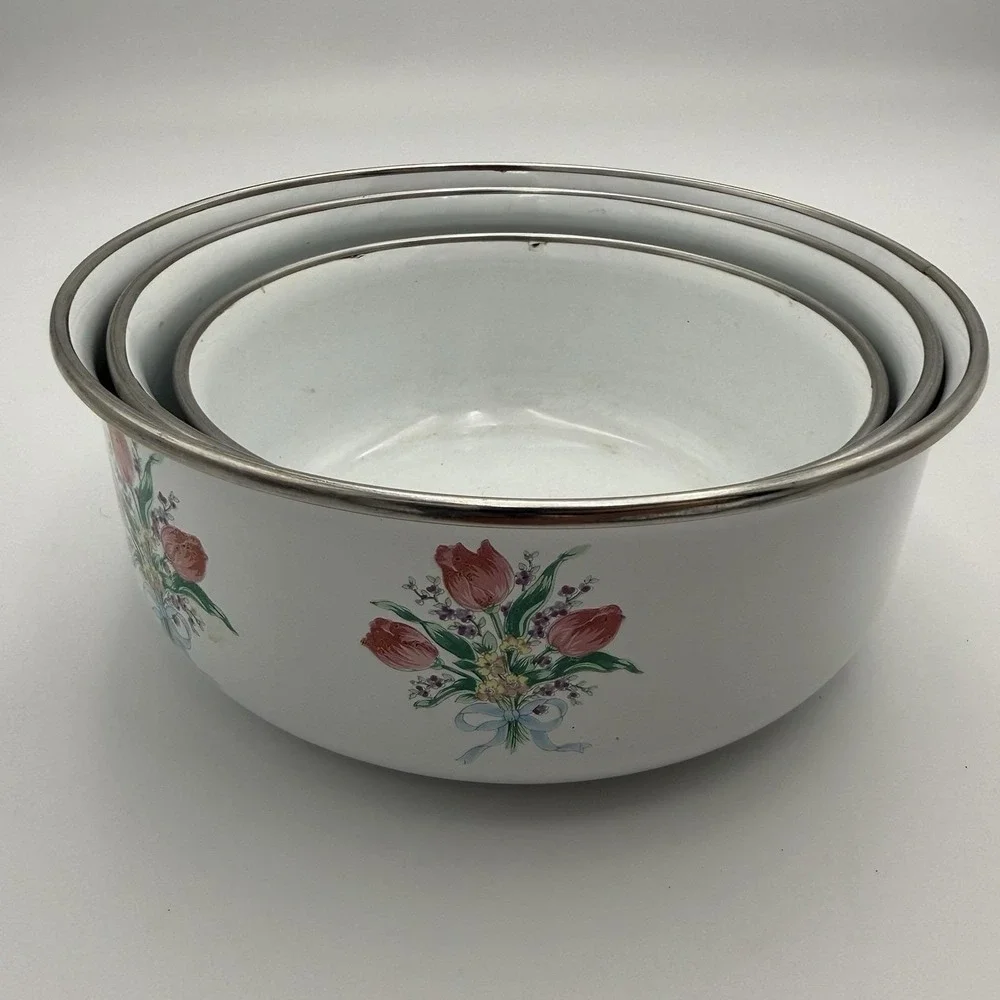 Vtg Metal Enamel Ware Nesting Mixing Bowls Set 3 Pink Floral MCM Cottage Shabby